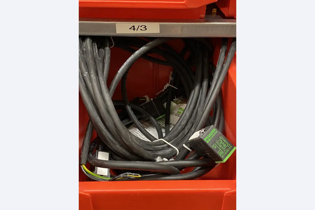 Máquinas de impressão e linhas de acabamento - 2º leilão-6