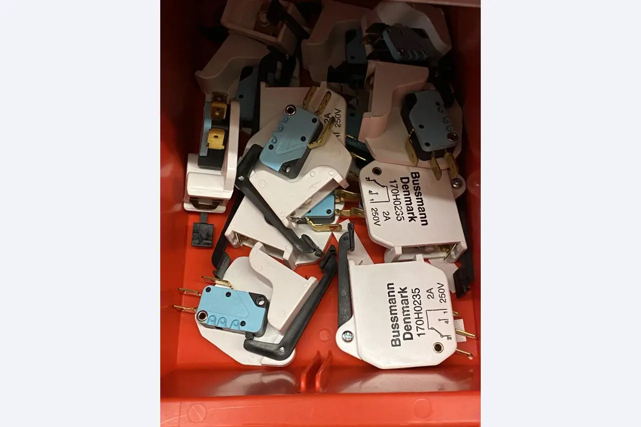 Máquinas de impressão e linhas de acabamento - 2º leilão-6