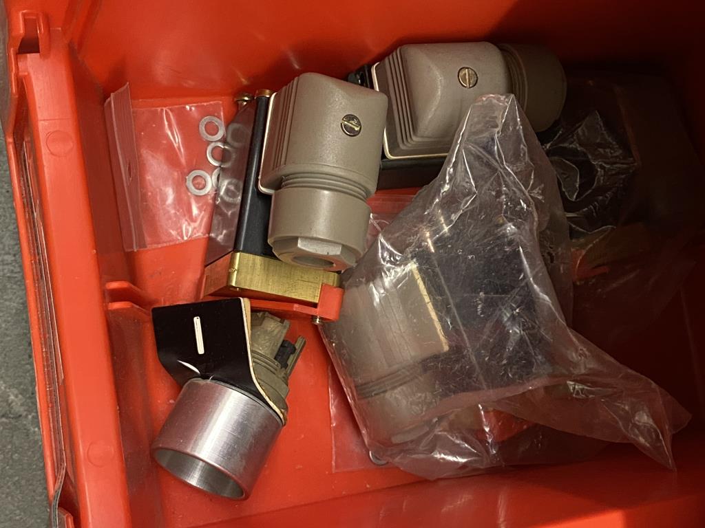 Máquinas de impressão e linhas de acabamento - 2º leilão-8