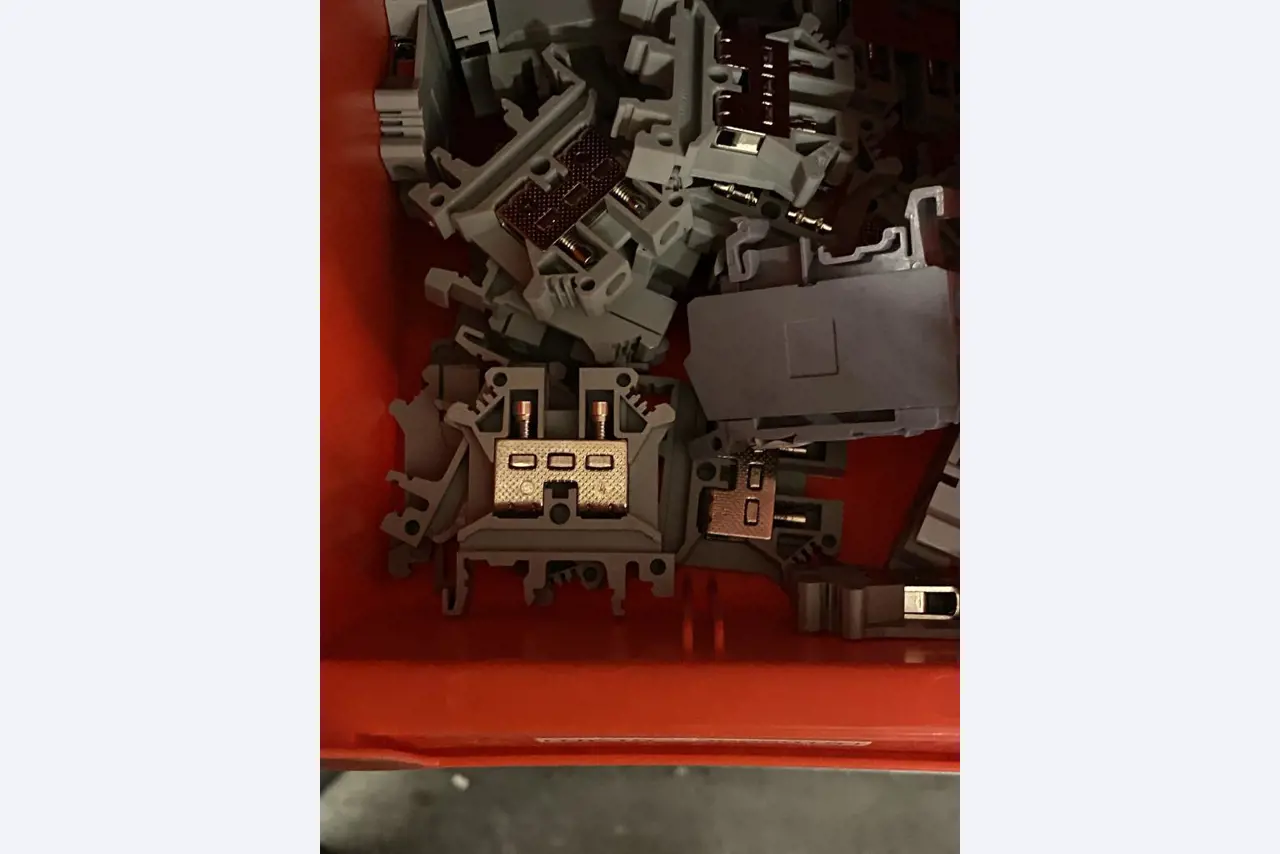 Máquinas de impressão e linhas de acabamento - 2º leilão-16