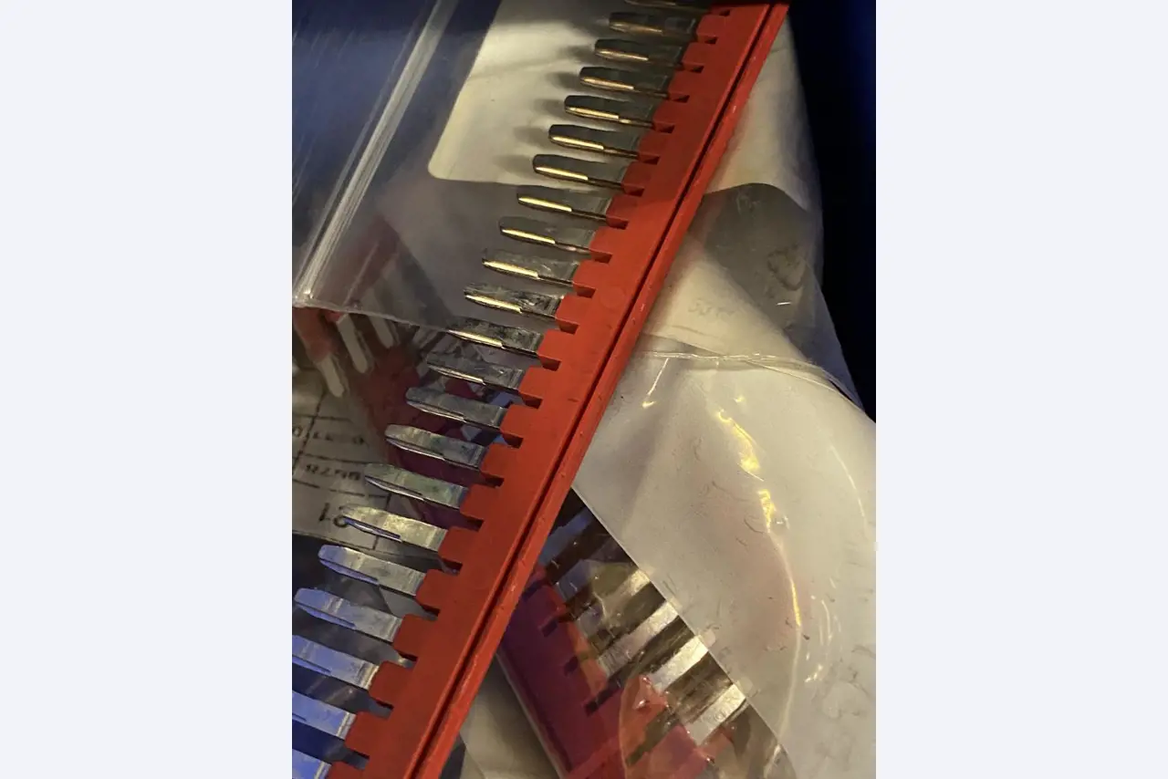 Máquinas de impressão e linhas de acabamento - 2º leilão-23