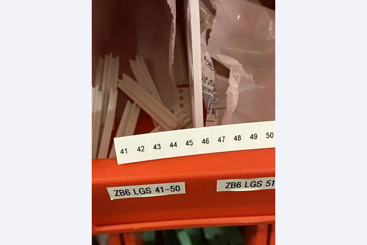 Máquinas de impressão e linhas de acabamento - 2º leilão-3