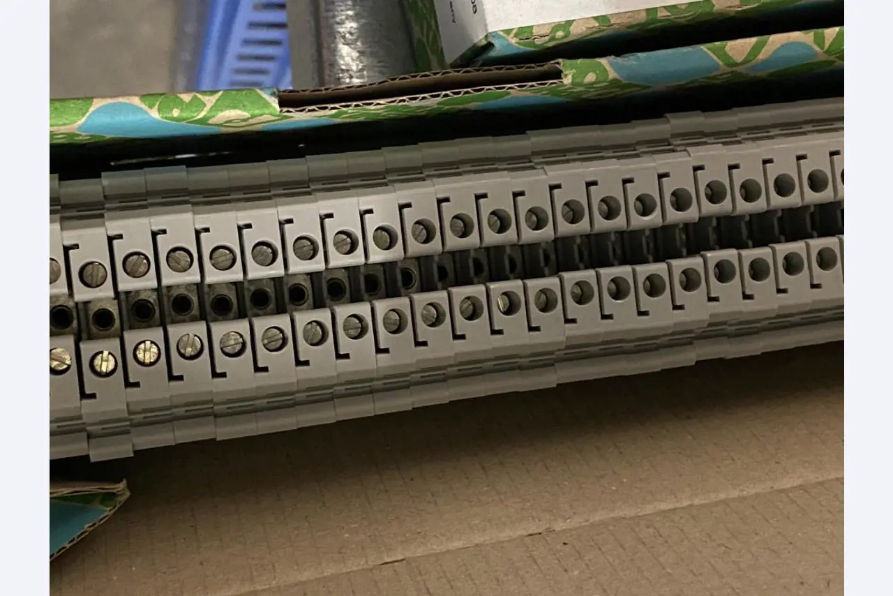 Druckmaschinen und Weiterverarbeitungslinien - 2te Versteigerung-19