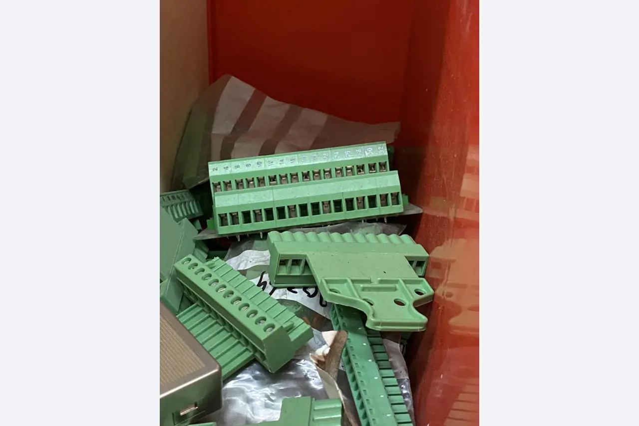 Máquinas de impressão e linhas de acabamento - 2º leilão-12