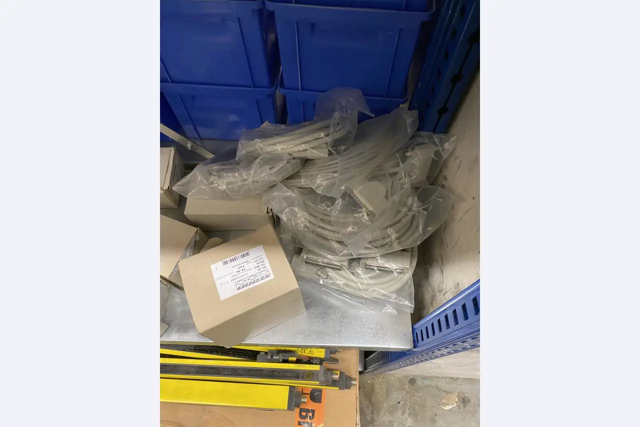 Máquinas de impressão e linhas de acabamento - 2º leilão-16