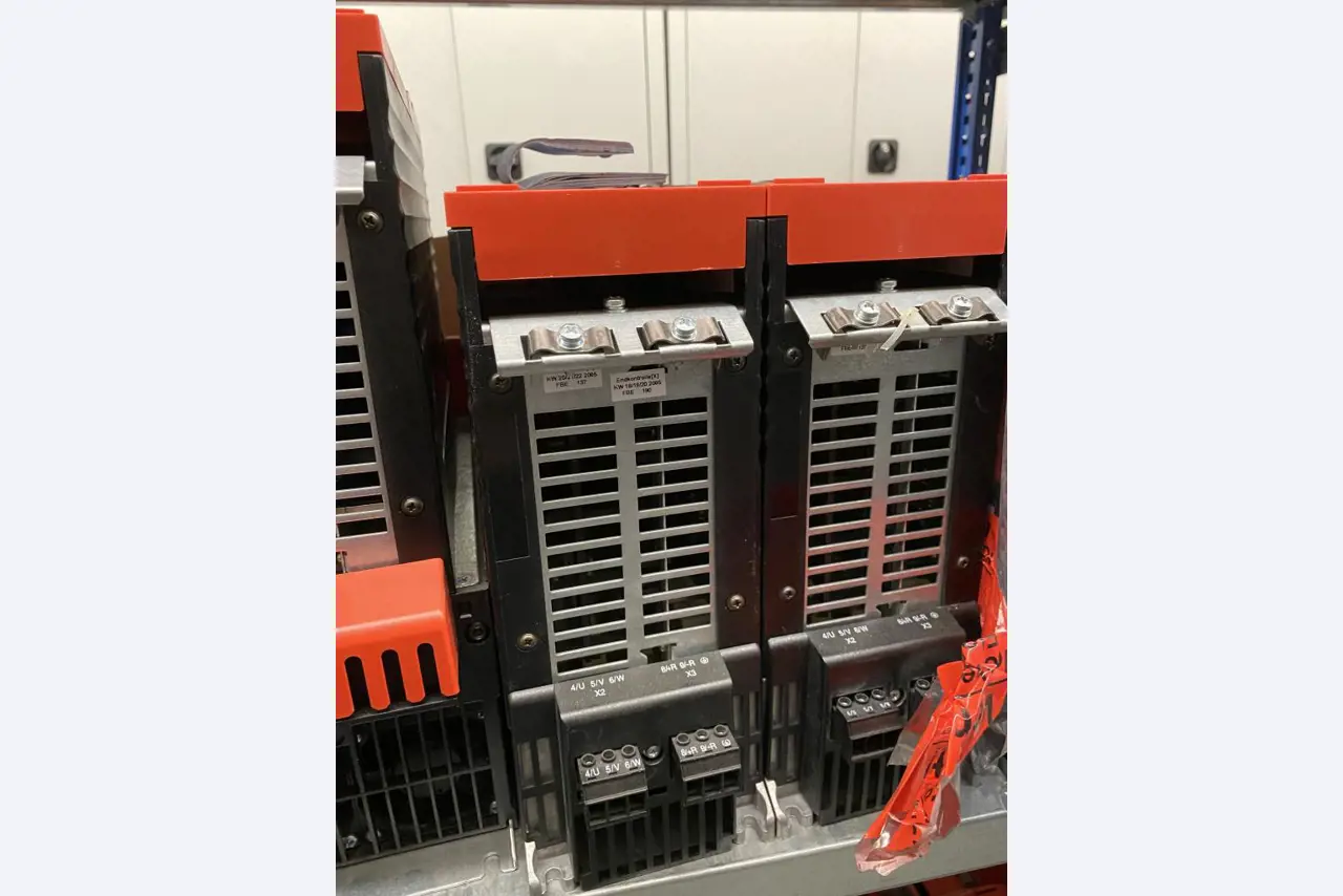 Máquinas de impressão e linhas de acabamento - 2º leilão-30