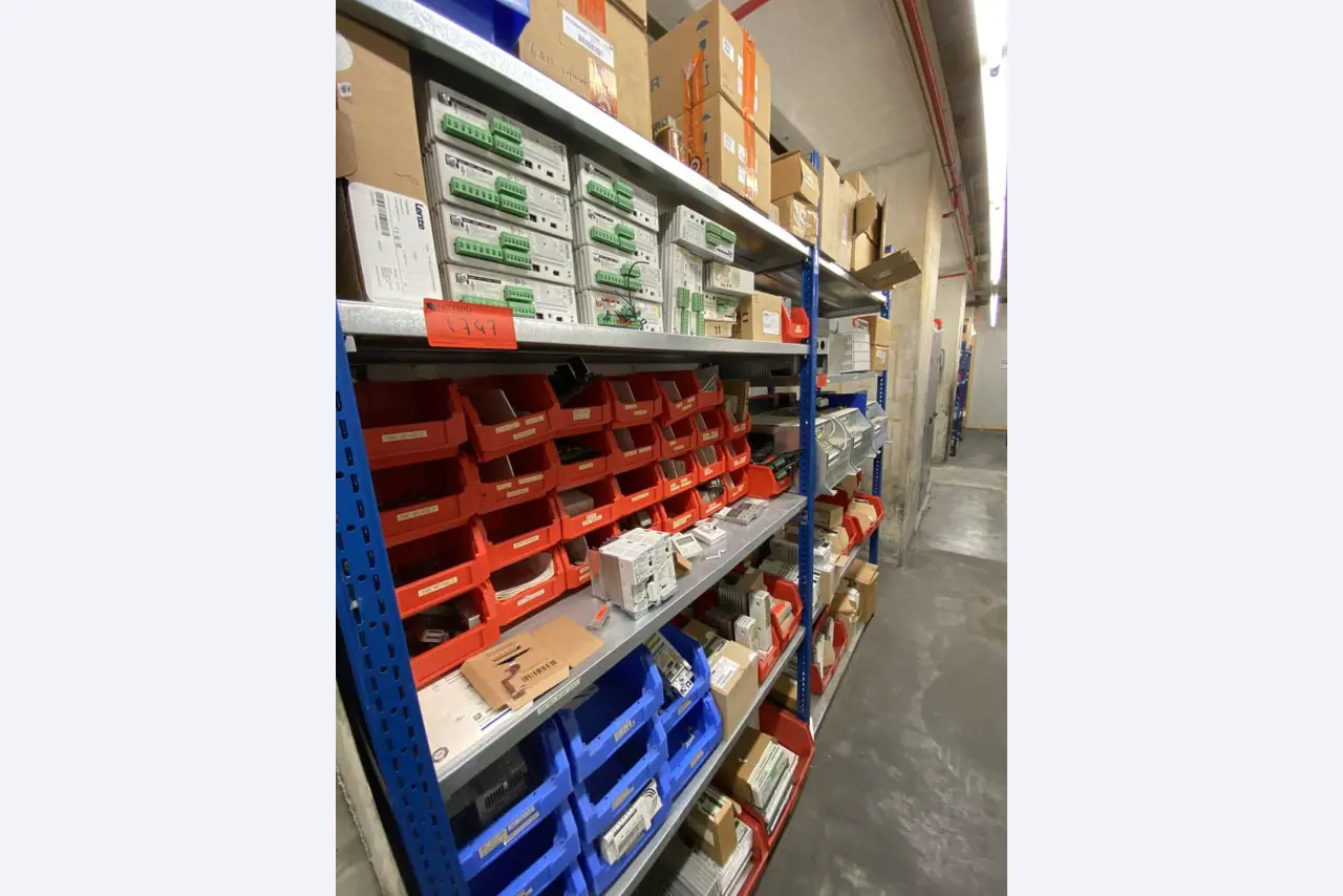 Máquinas de impressão e linhas de acabamento - 2º leilão-1