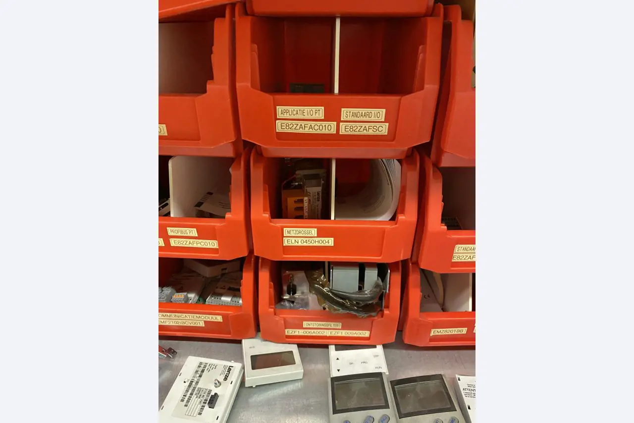 Máquinas de impressão e linhas de acabamento - 2º leilão-8