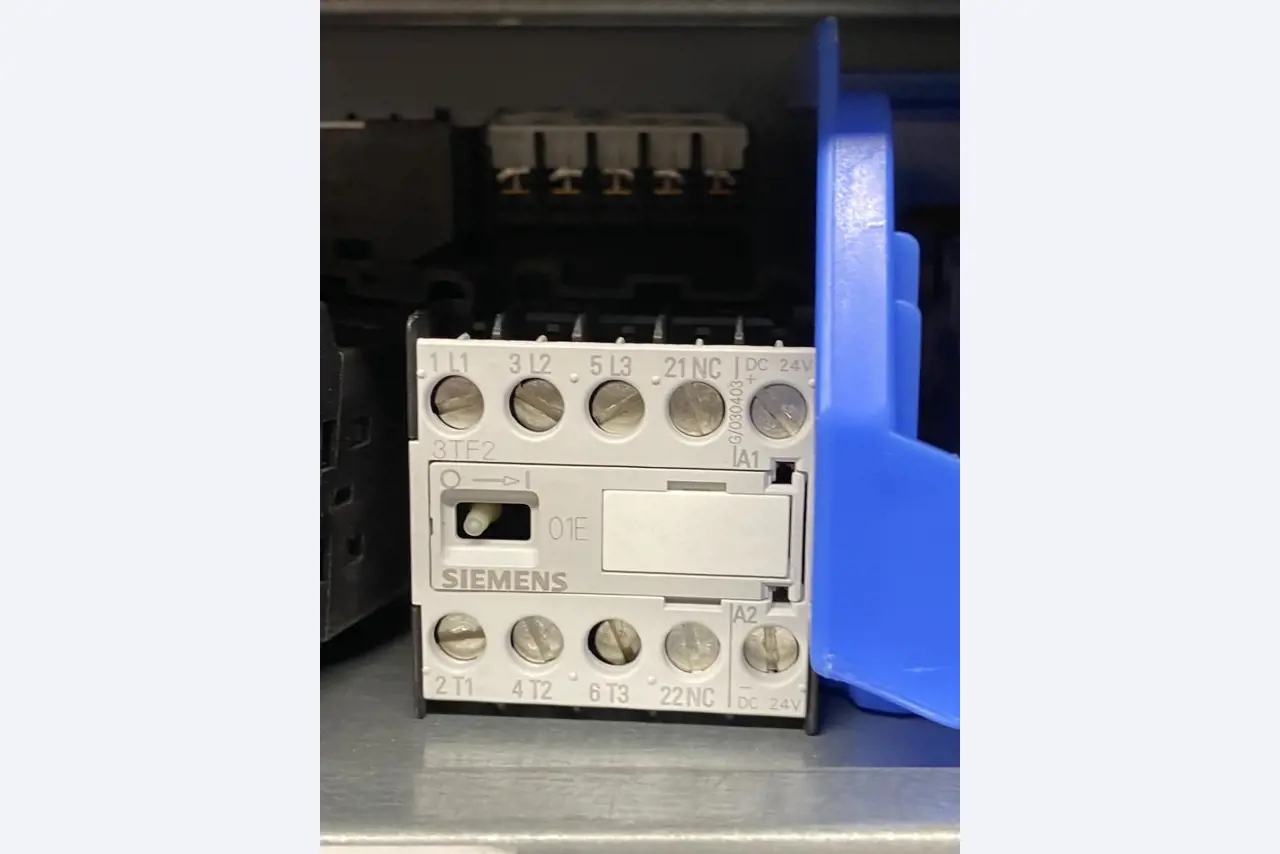 Máquinas de impressão e linhas de acabamento - 2º leilão-18