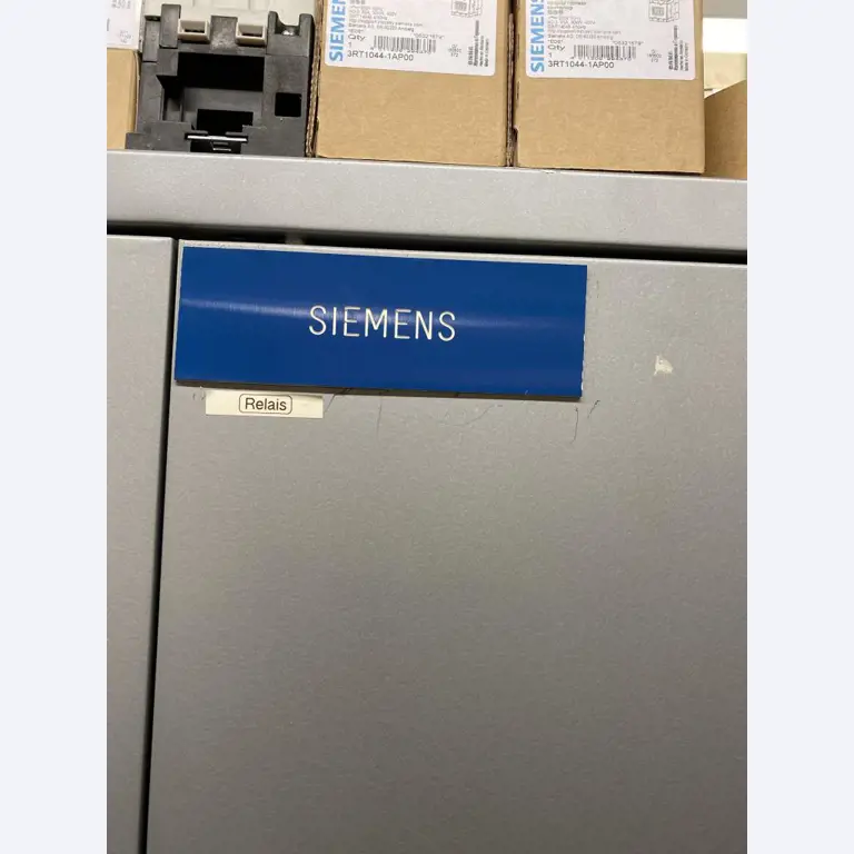 Máquinas de impressão e linhas de acabamento - 2º leilão-1