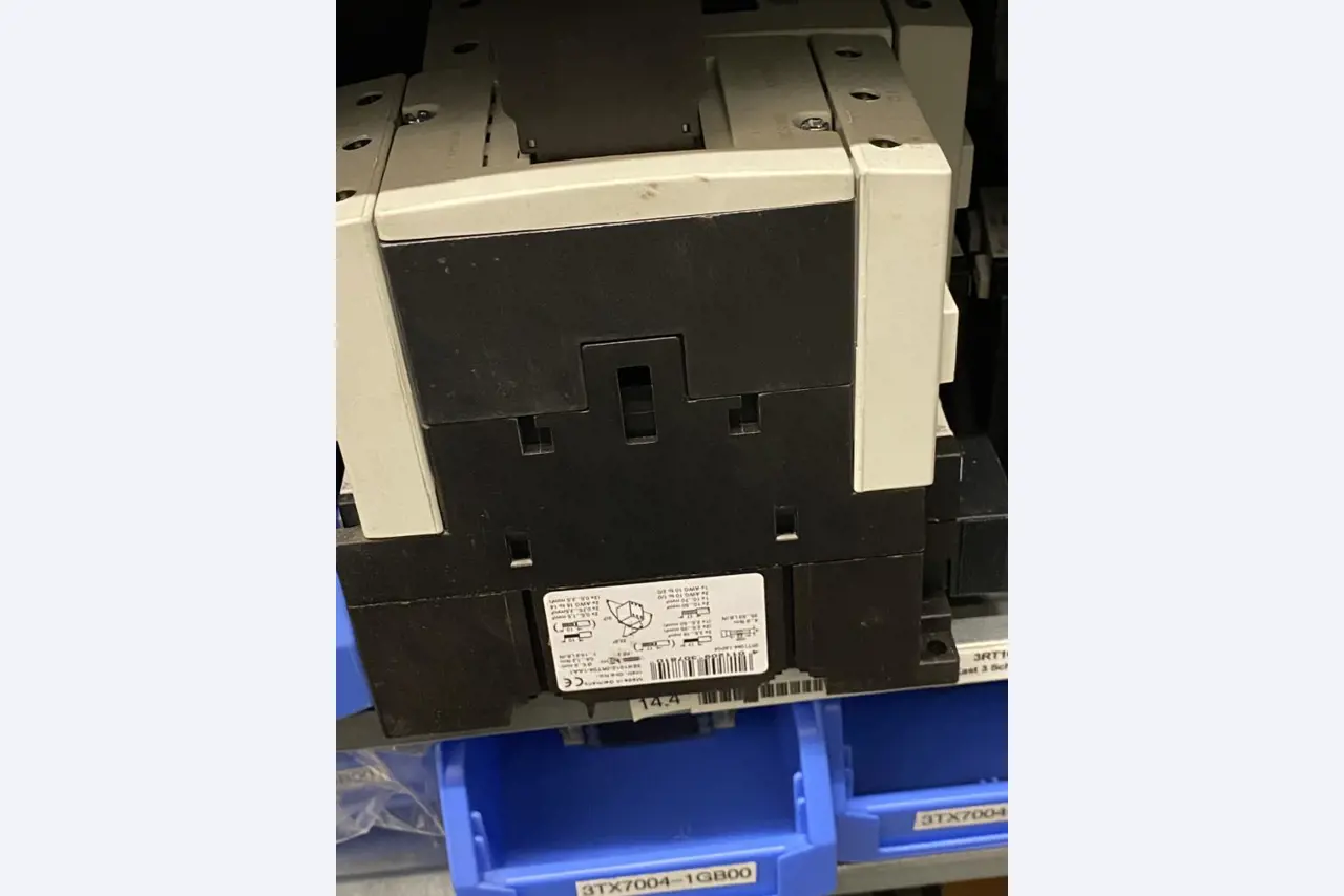 Máquinas de impressão e linhas de acabamento - 2º leilão-3