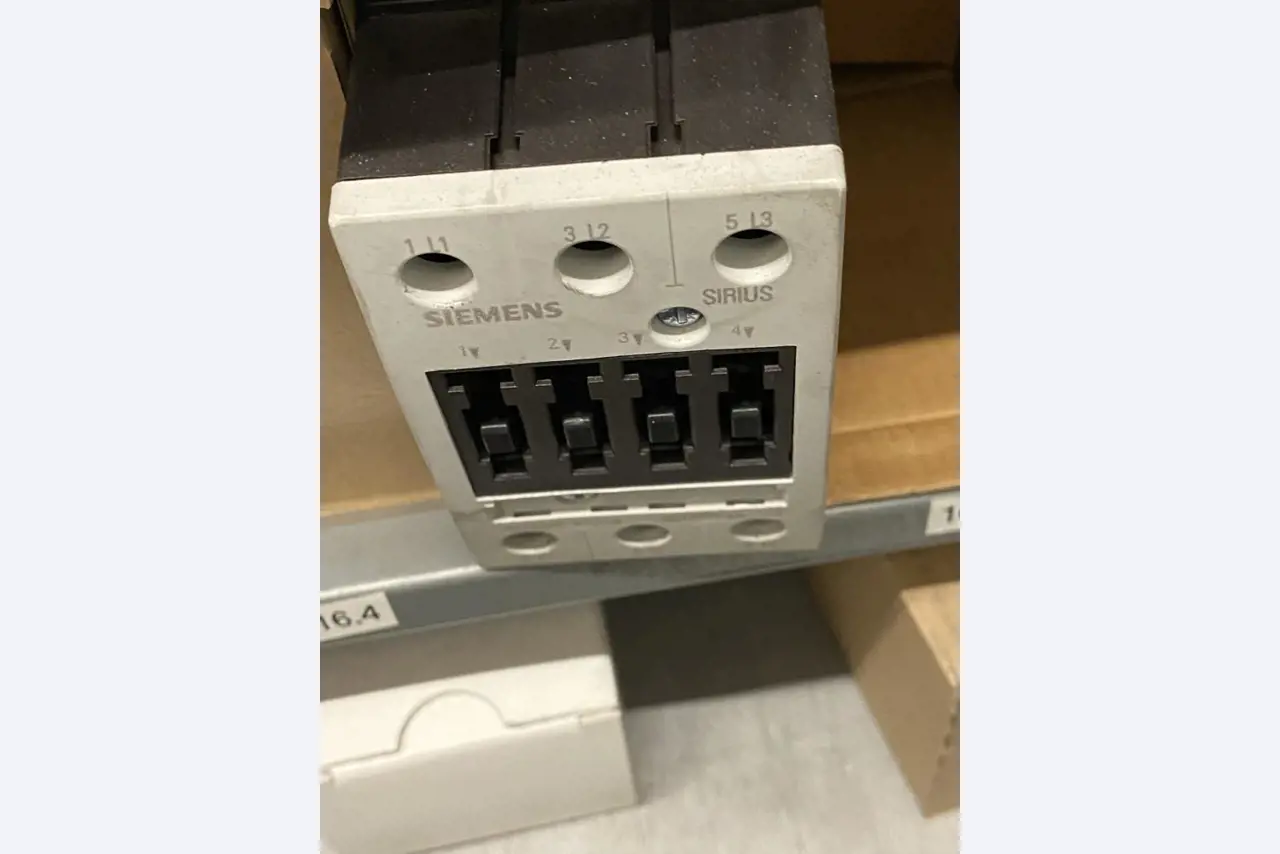 Máquinas de impressão e linhas de acabamento - 2º leilão-4