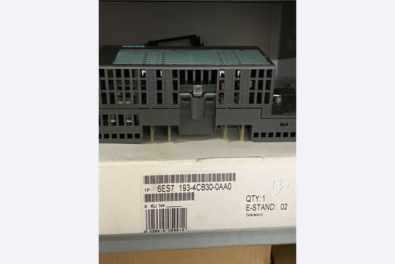 Máquinas de impressão e linhas de acabamento - 2º leilão-8