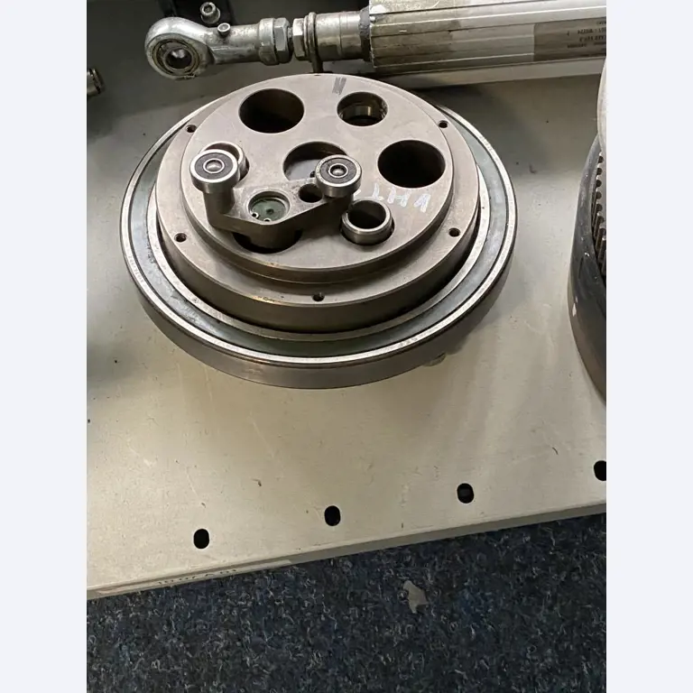 Máquinas de impressão e linhas de acabamento - 2º leilão-2