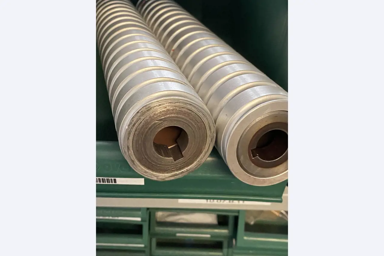 Máquinas de impressão e linhas de acabamento - 2º leilão-3