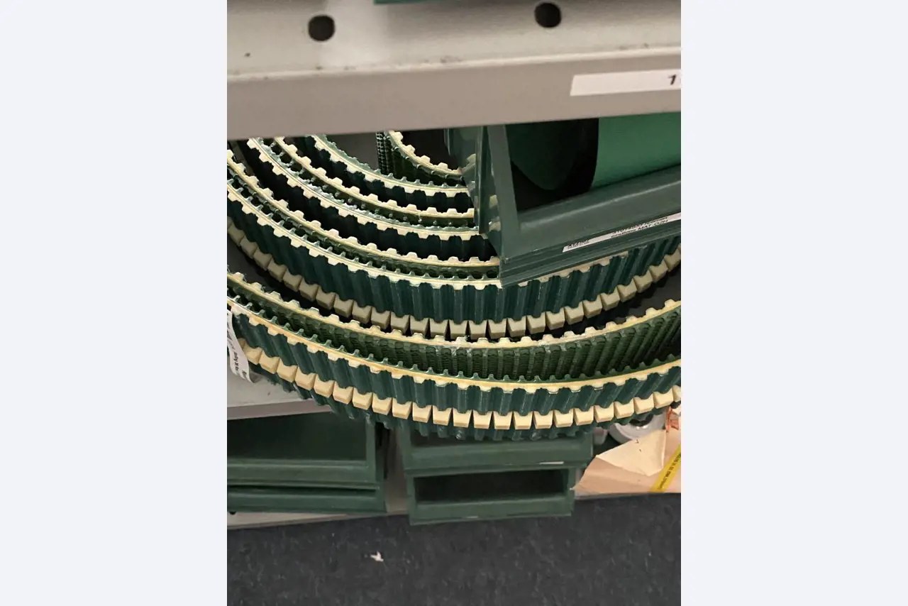 Máquinas de impressão e linhas de acabamento - 2º leilão-17