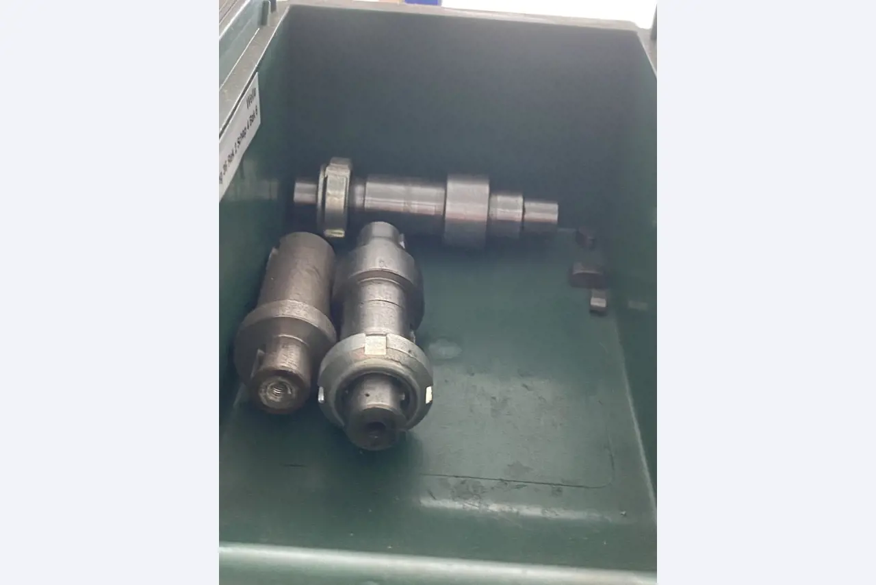 Máquinas de impressão e linhas de acabamento - 2º leilão-5