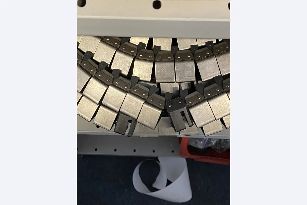 Tiskové stroje a dokončovací linky - 2. aukce-27