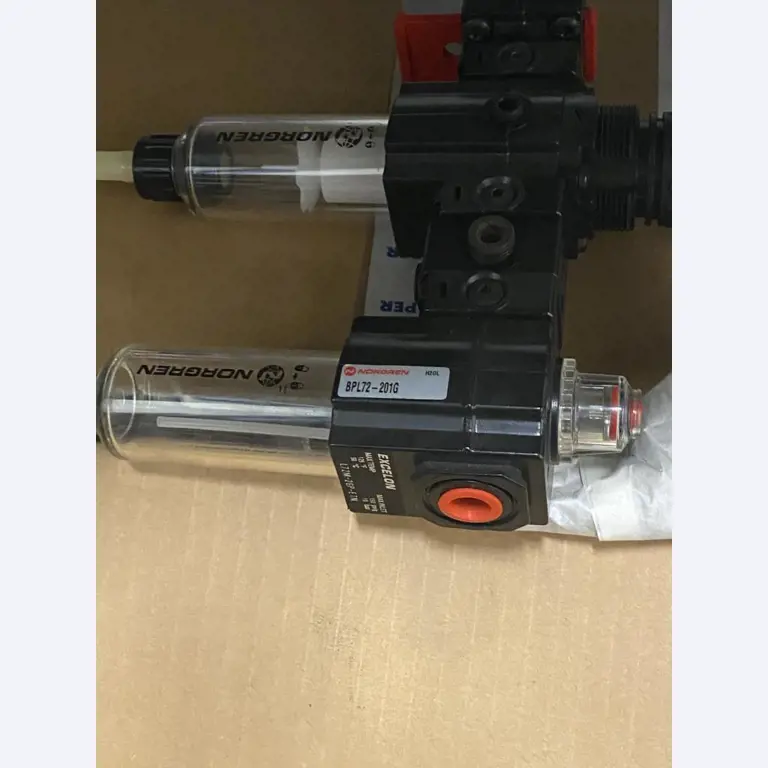 Máquinas de impressão e linhas de acabamento - 2º leilão-10