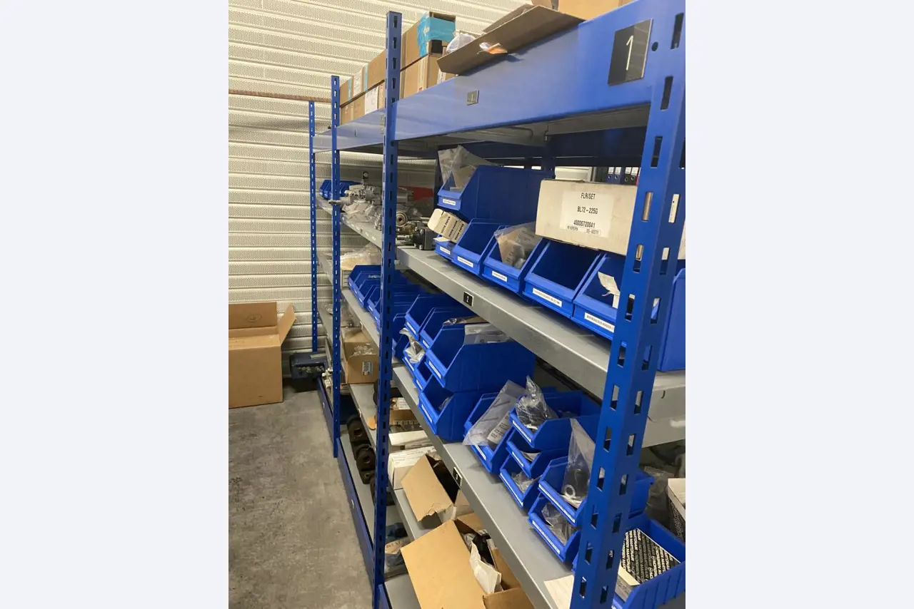 Máquinas de impressão e linhas de acabamento - 2º leilão-1