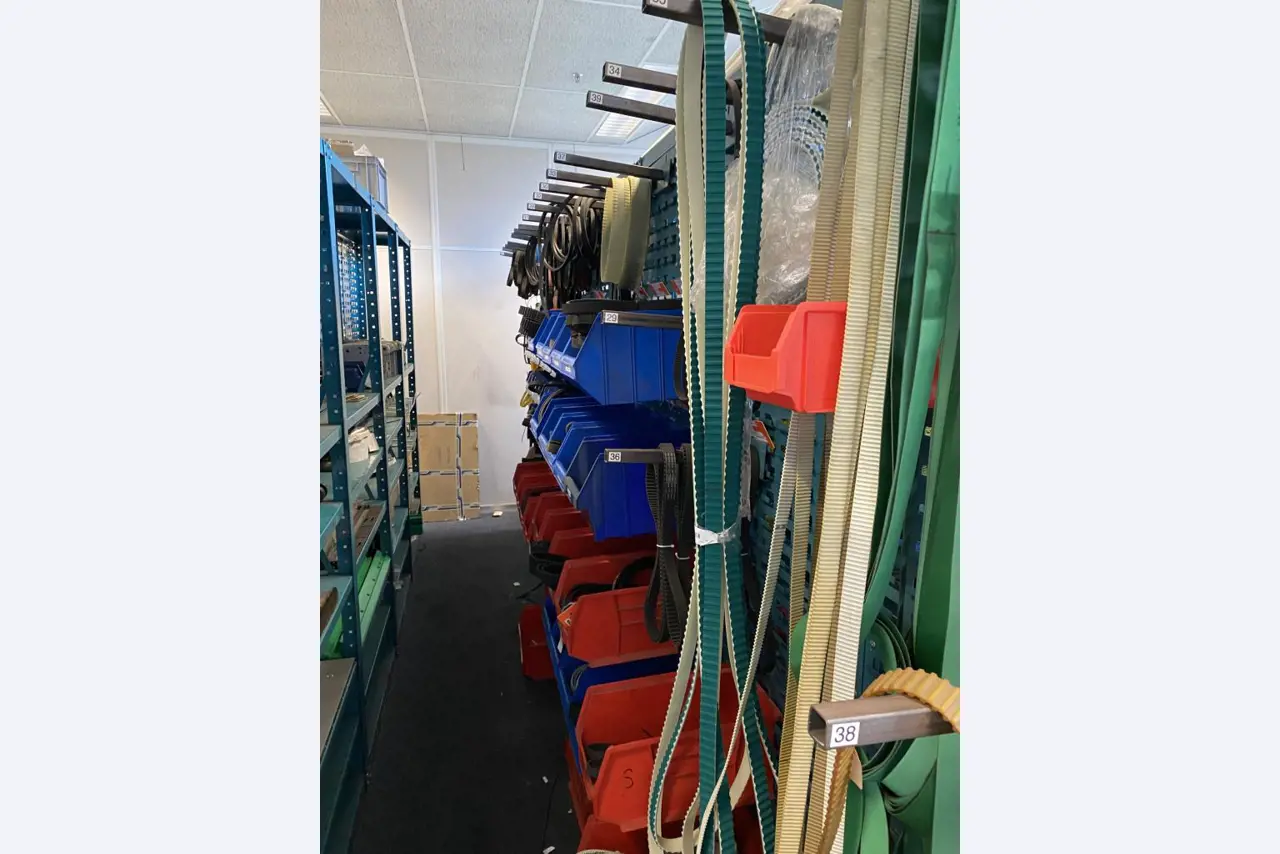 Máquinas de impressão e linhas de acabamento - 2º leilão-1