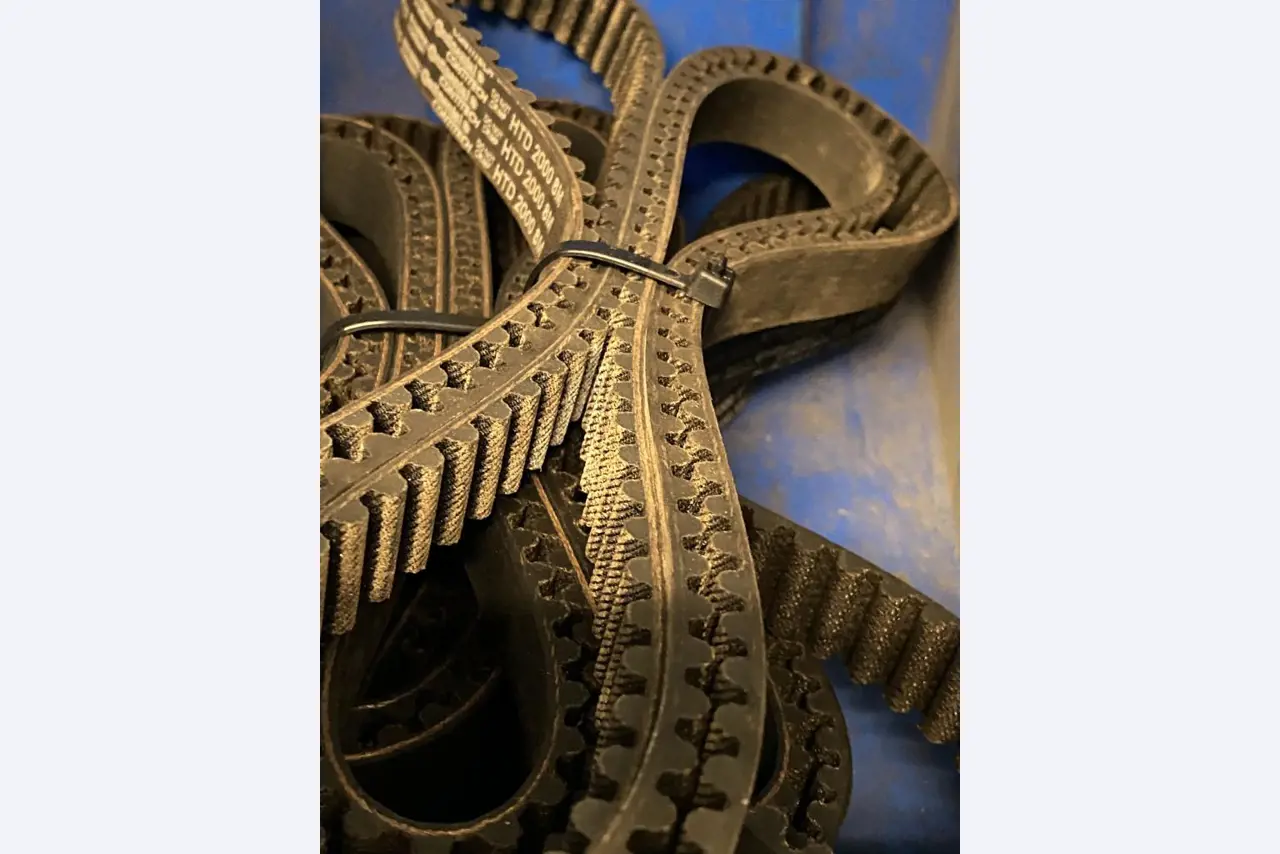 Máquinas de impressão e linhas de acabamento - 2º leilão-2