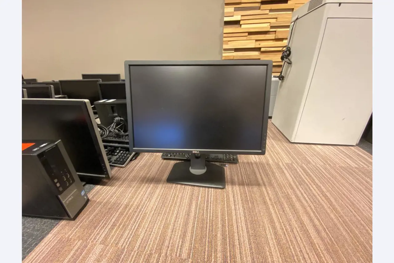 Máquinas de impressão e linhas de acabamento - 2º leilão-2