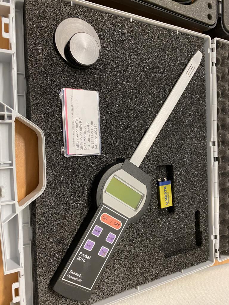 Máquinas de impressão e linhas de acabamento - 2º leilão-2