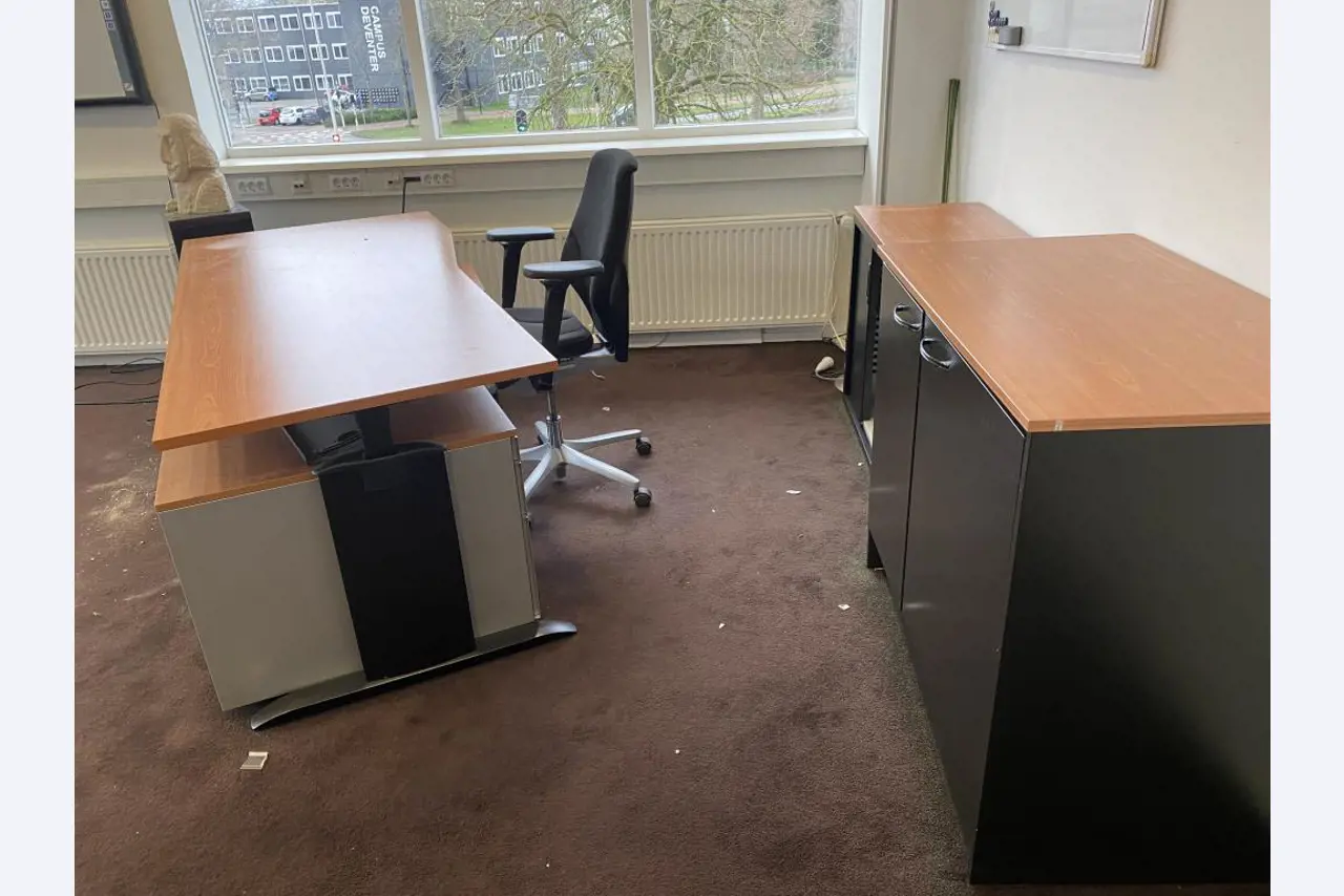 Druckmaschinen und Weiterverarbeitungslinien - 2te Versteigerung-2