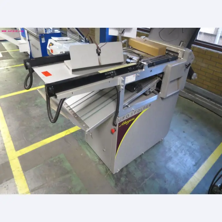 Máquinas de impressão e linhas de acabamento - 2º leilão-1