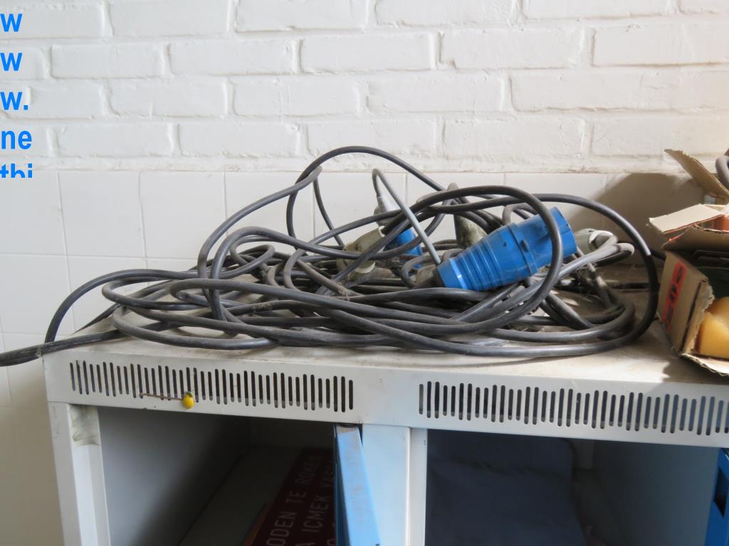 Acessórios para impressoras, peças sobressalentes e linhas de acabamento - 3º leilão-16