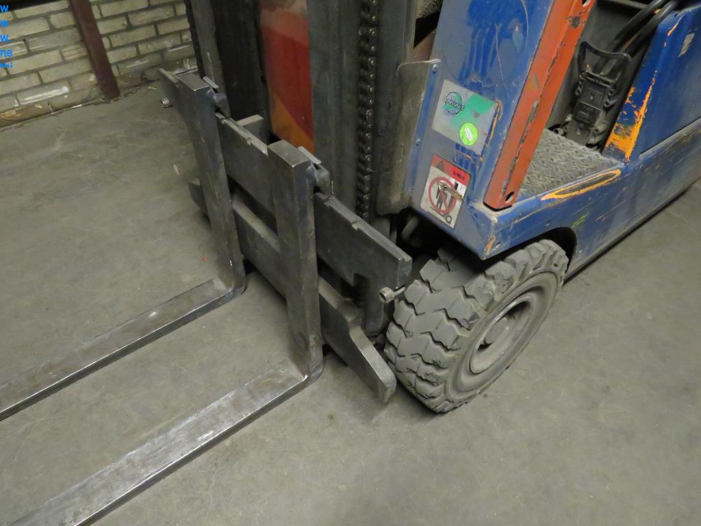 Acessórios para impressoras, peças sobressalentes e linhas de acabamento - 3º leilão-5