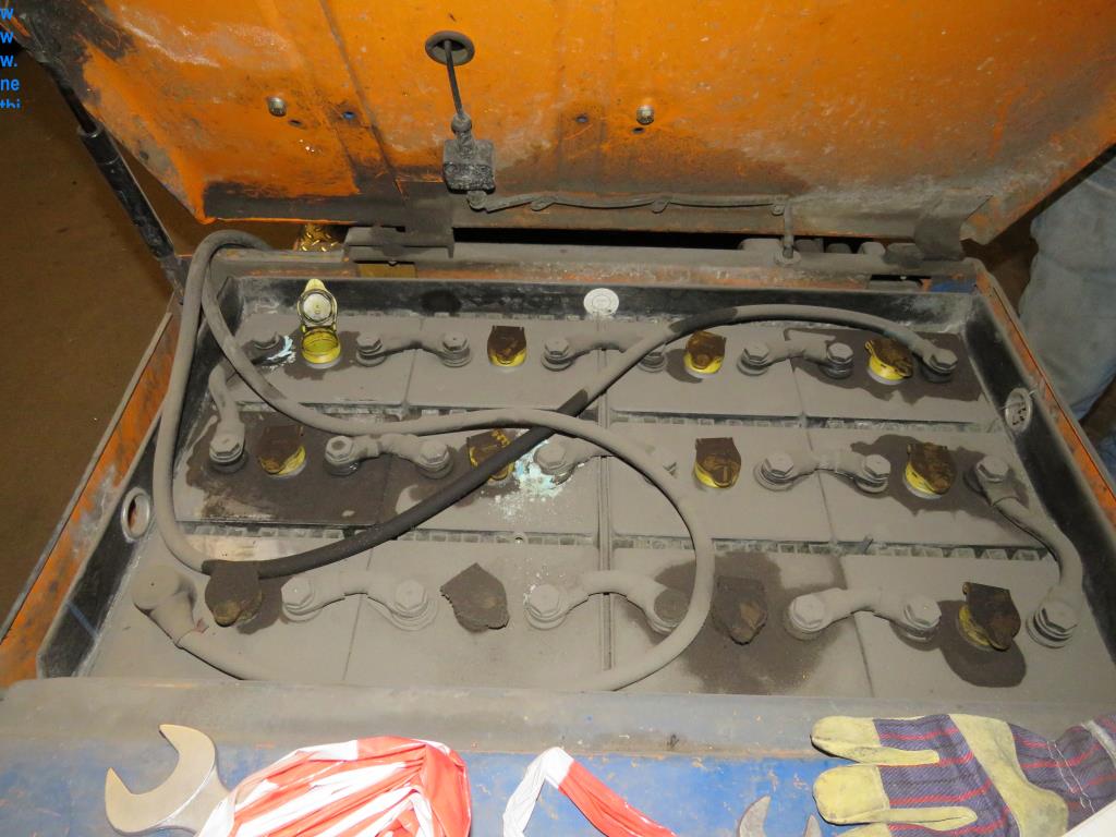 Acessórios para impressoras, peças sobressalentes e linhas de acabamento - 3º leilão-8