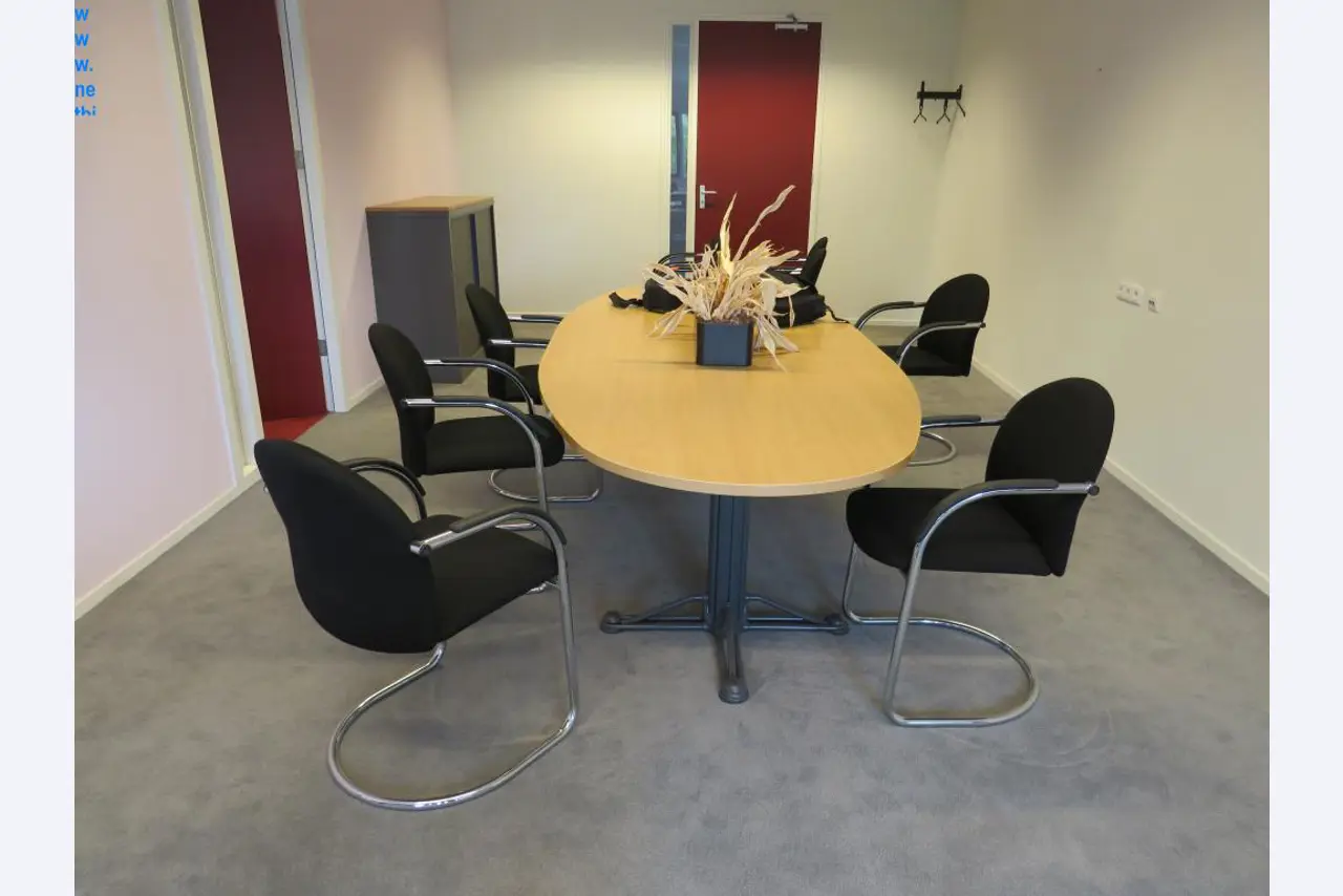 Dodatki za tiskalnike, rezervni deli in zaključne linije - 3. dražba-1