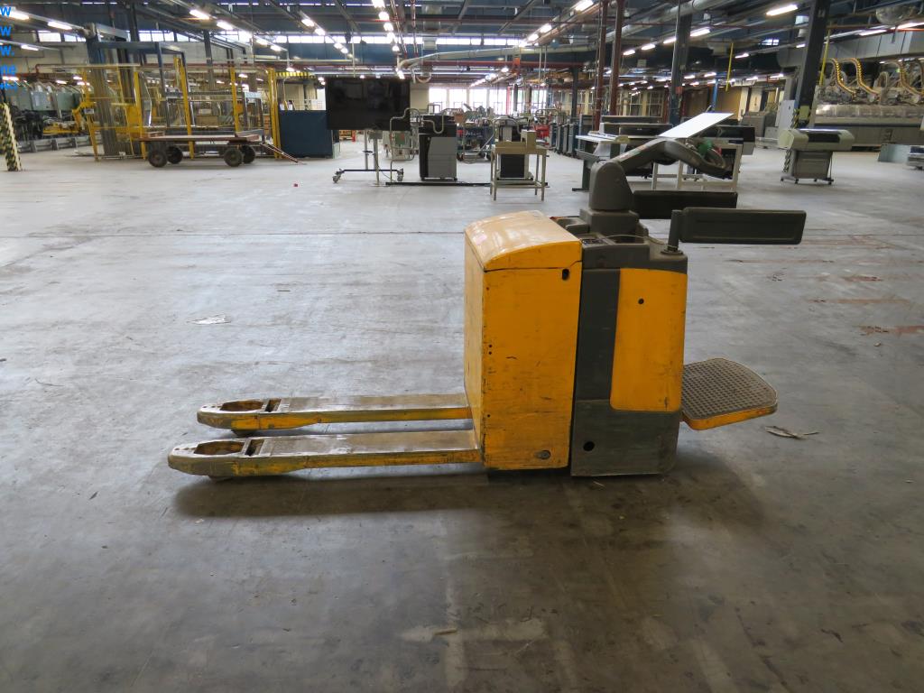 Acessórios para impressoras, peças sobressalentes e linhas de acabamento - 3º leilão-3