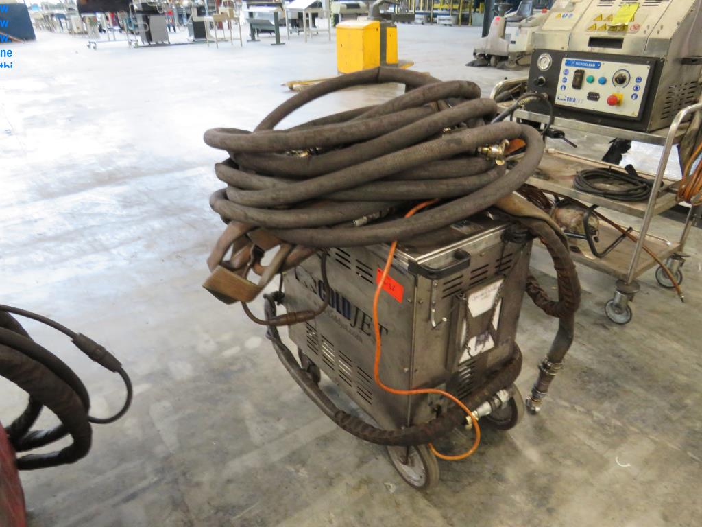 Acessórios para impressoras, peças sobressalentes e linhas de acabamento - 3º leilão-5