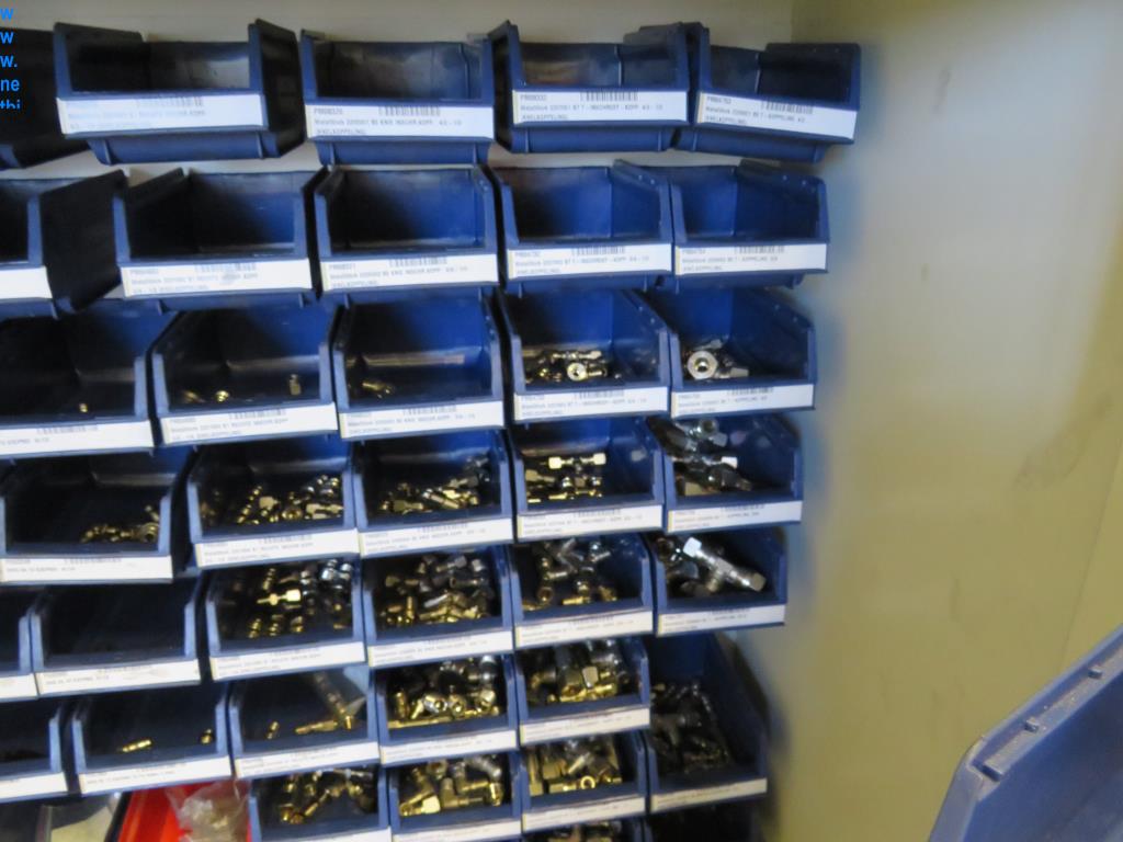 Acessórios para impressoras, peças sobressalentes e linhas de acabamento - 3º leilão-3