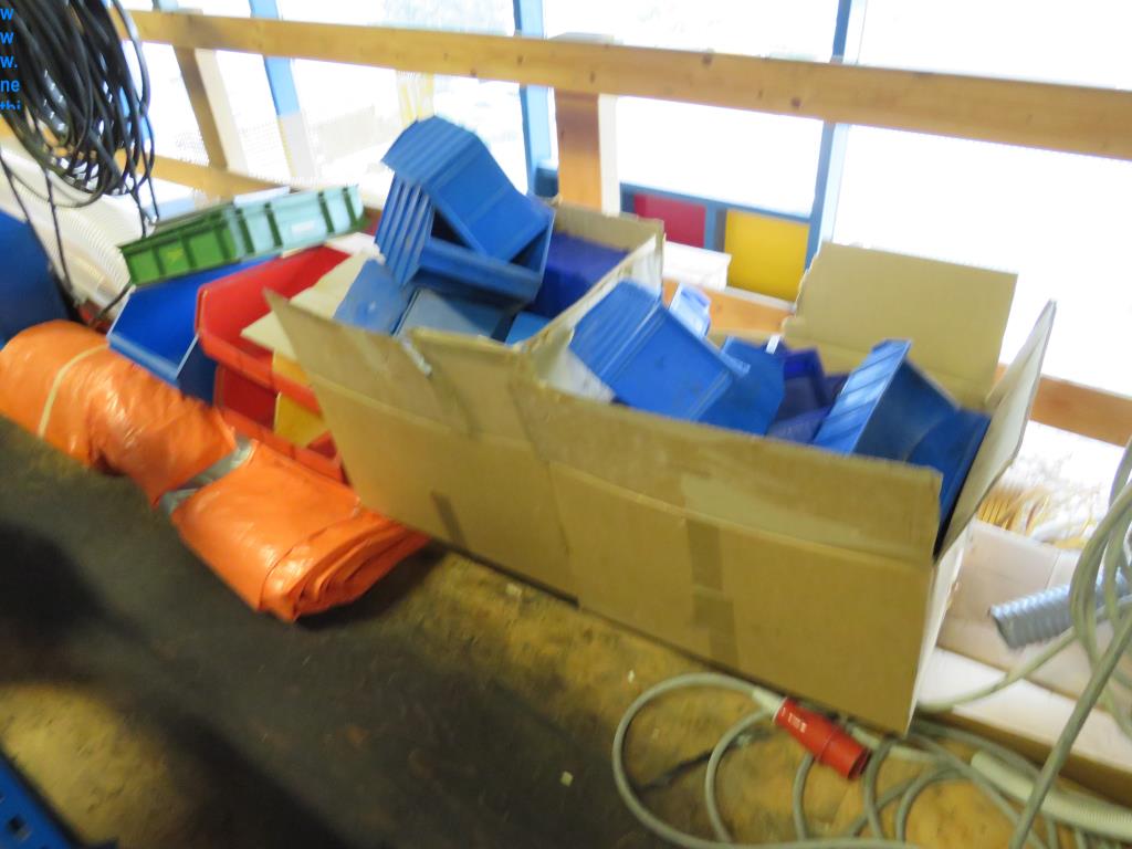 Dodatki za tiskalnike, rezervni deli in zaključne linije - 3. dražba-16