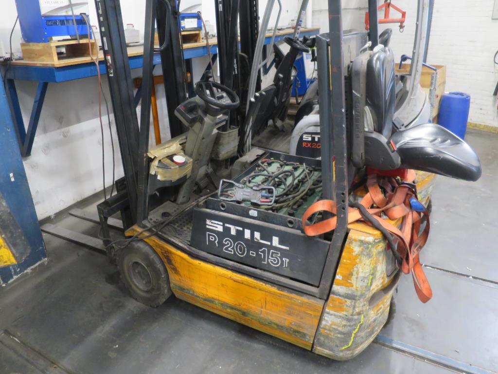 Acessórios para impressoras, peças sobressalentes e linhas de acabamento - 3º leilão-3