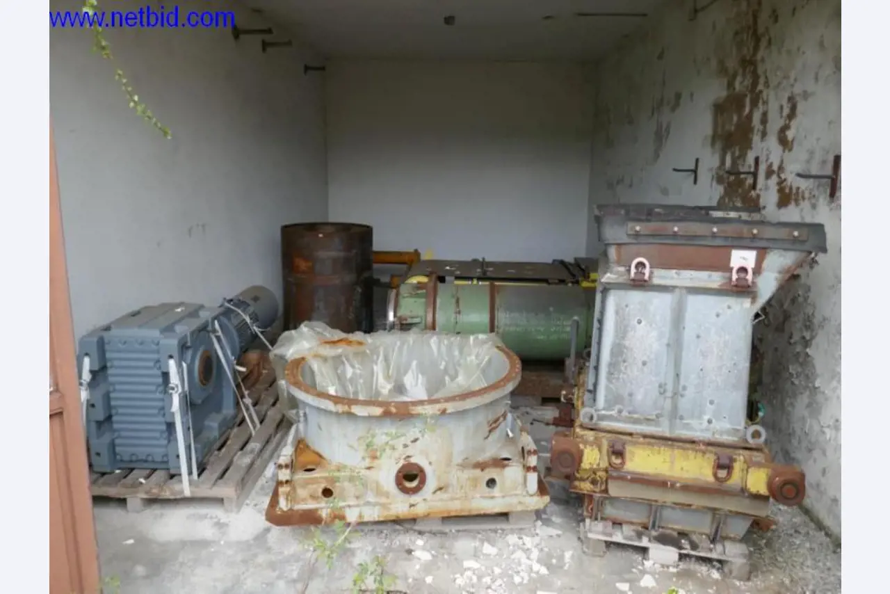 Machinery and equipment of Gusswerke Saarbrücken-12