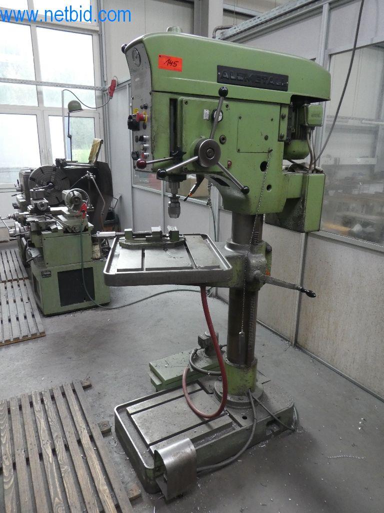 Řezací stroje, dílenské vybavení-1