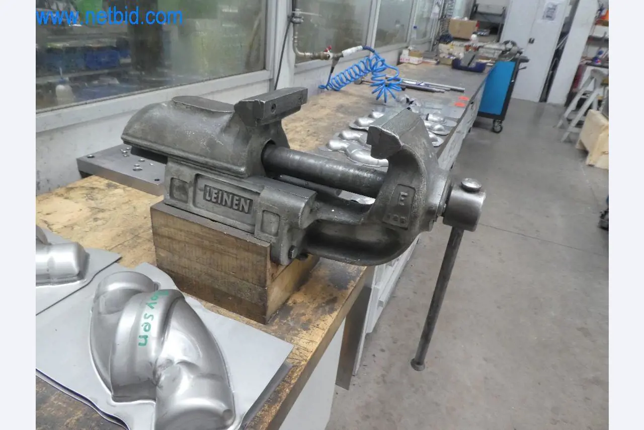 Řezací stroje, dílenské vybavení-4