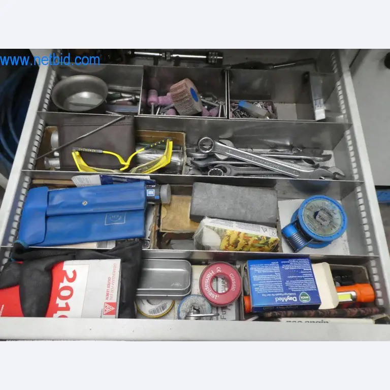 Řezací stroje, dílenské vybavení-9