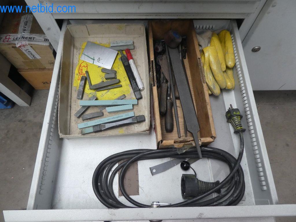 Řezací stroje, dílenské vybavení-8