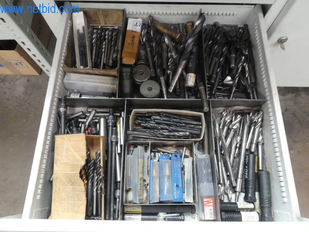 Řezací stroje, dílenské vybavení-9