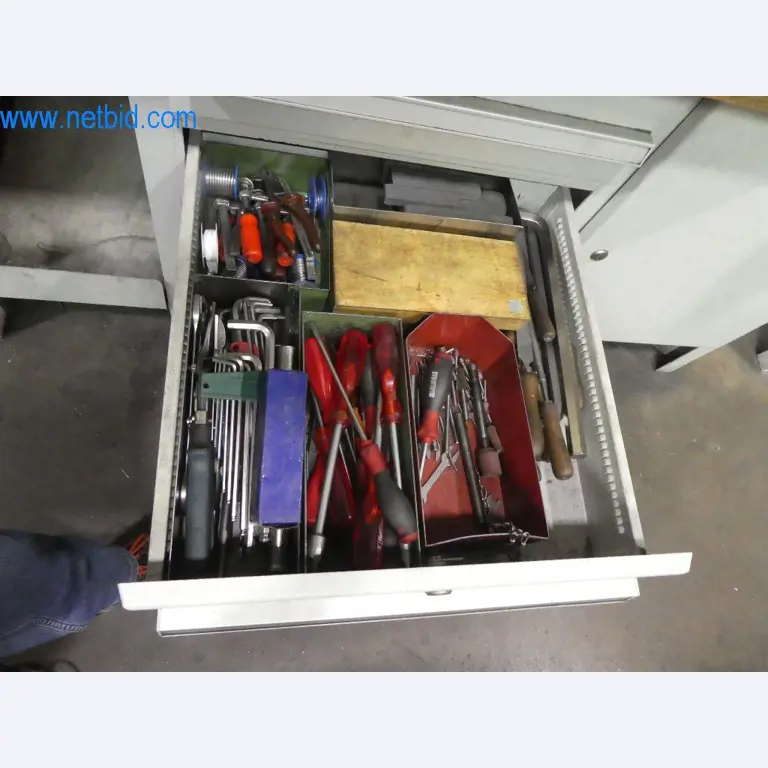 Řezací stroje, dílenské vybavení-13