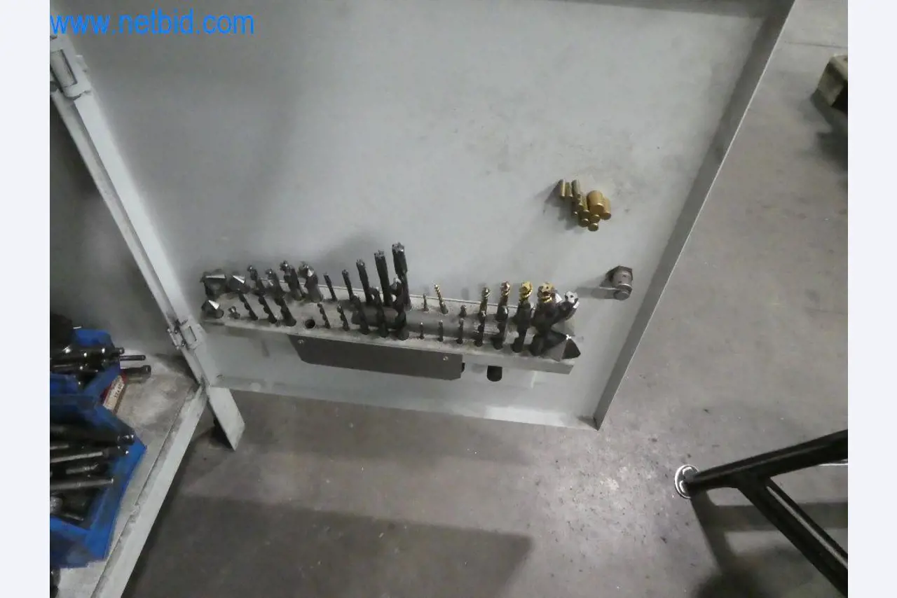 Řezací stroje, dílenské vybavení-5