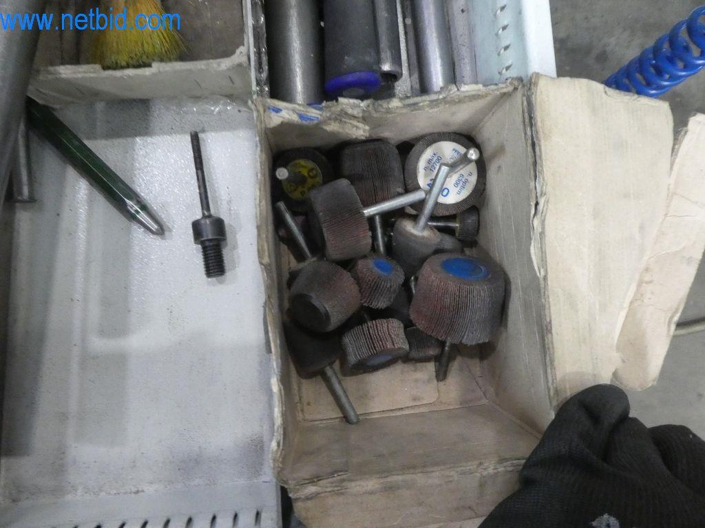 Řezací stroje, dílenské vybavení-6