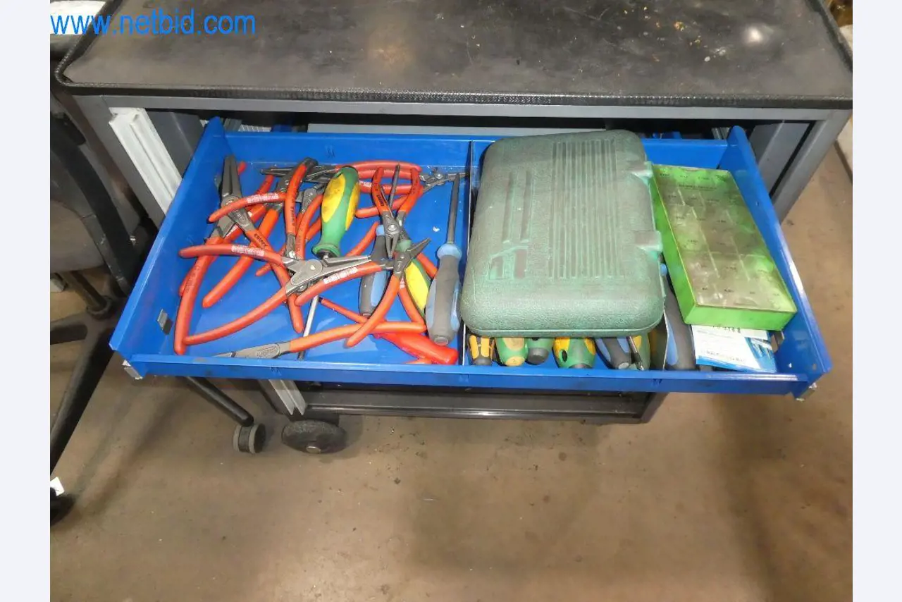 Řezací stroje, dílenské vybavení-3