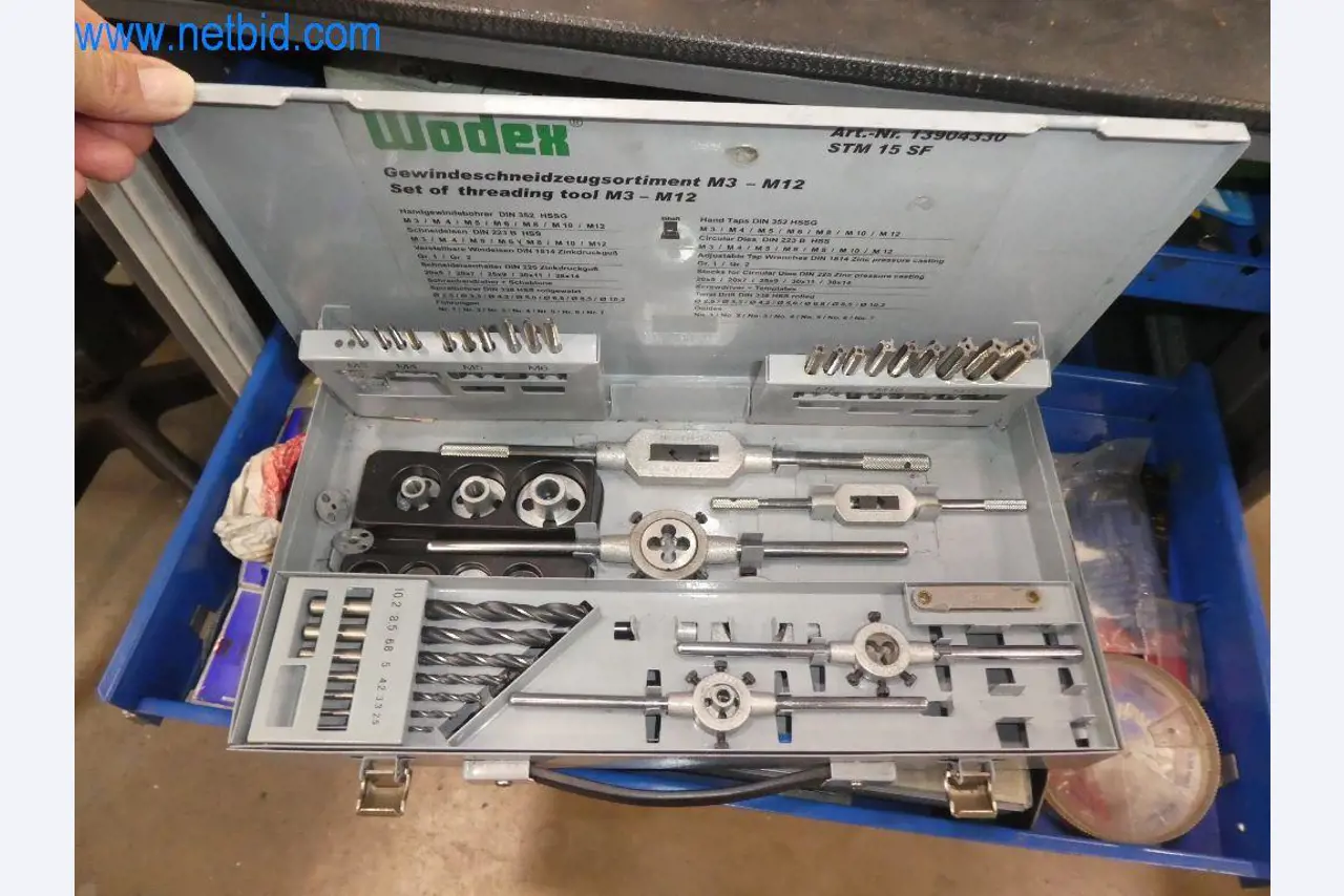 Řezací stroje, dílenské vybavení-4